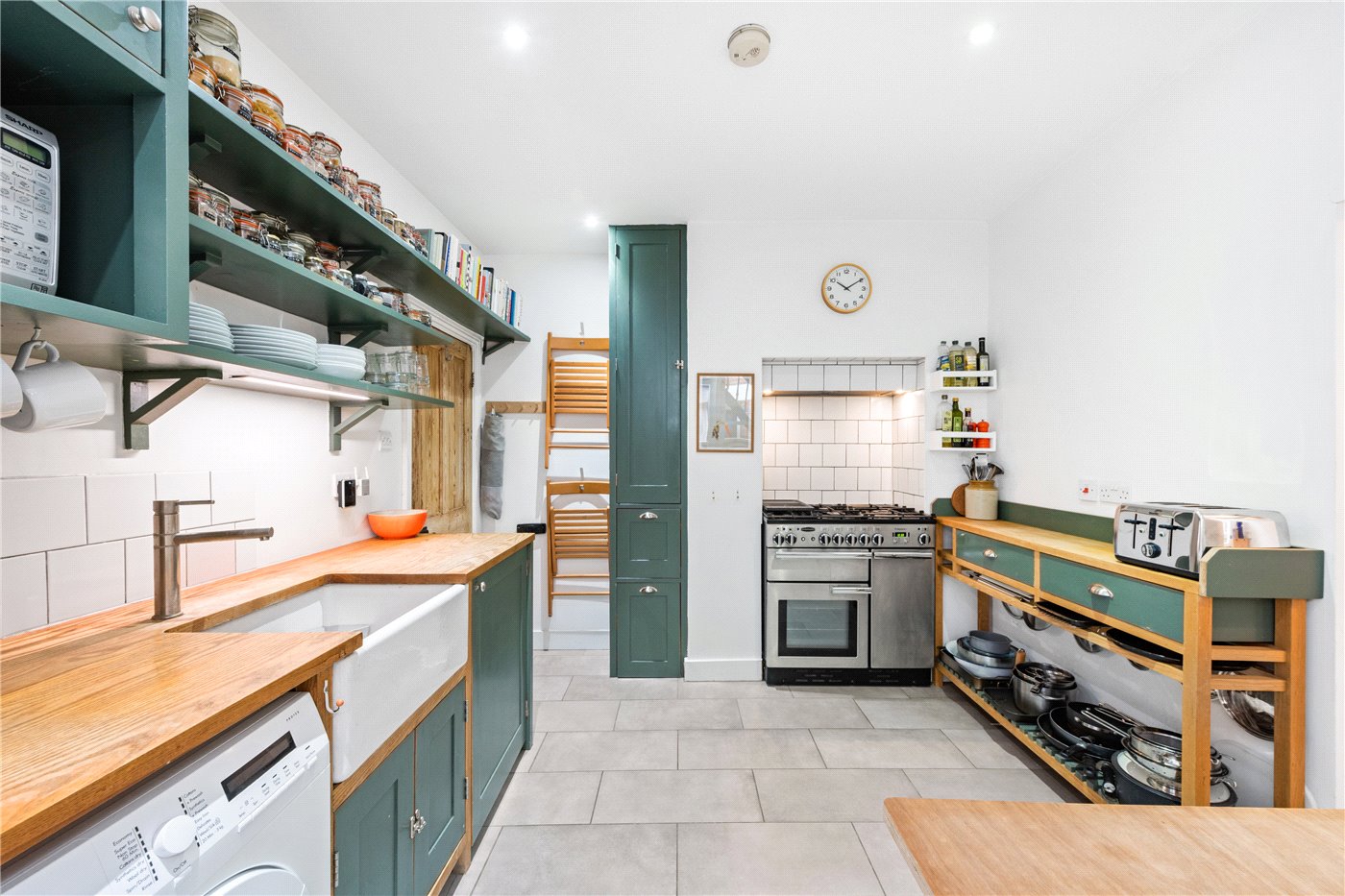 Eat-In Kitchen